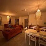 Top Appartement Met Garage \